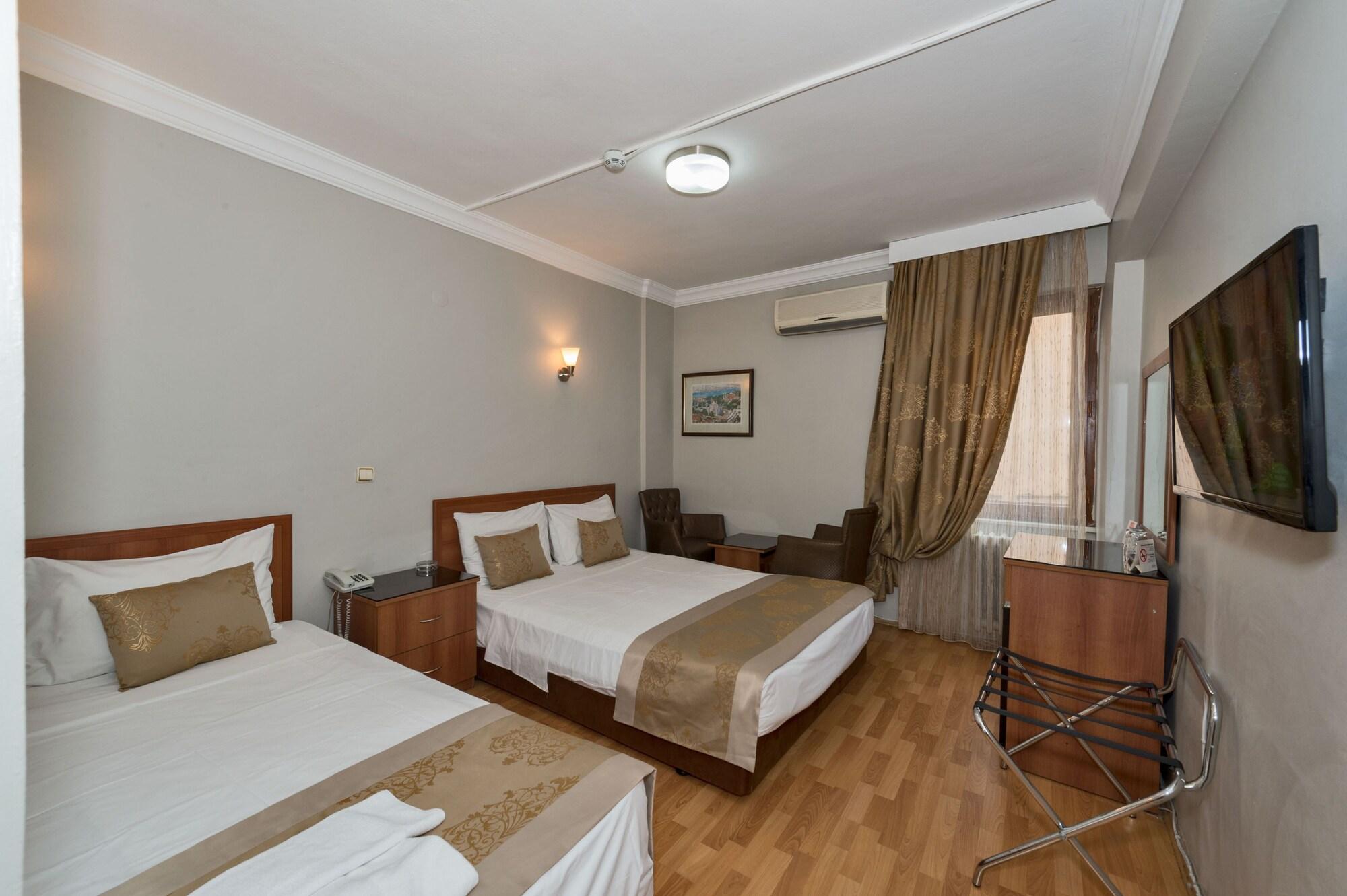 Beyaz Kugu Hotel Istanbul Exterior photo