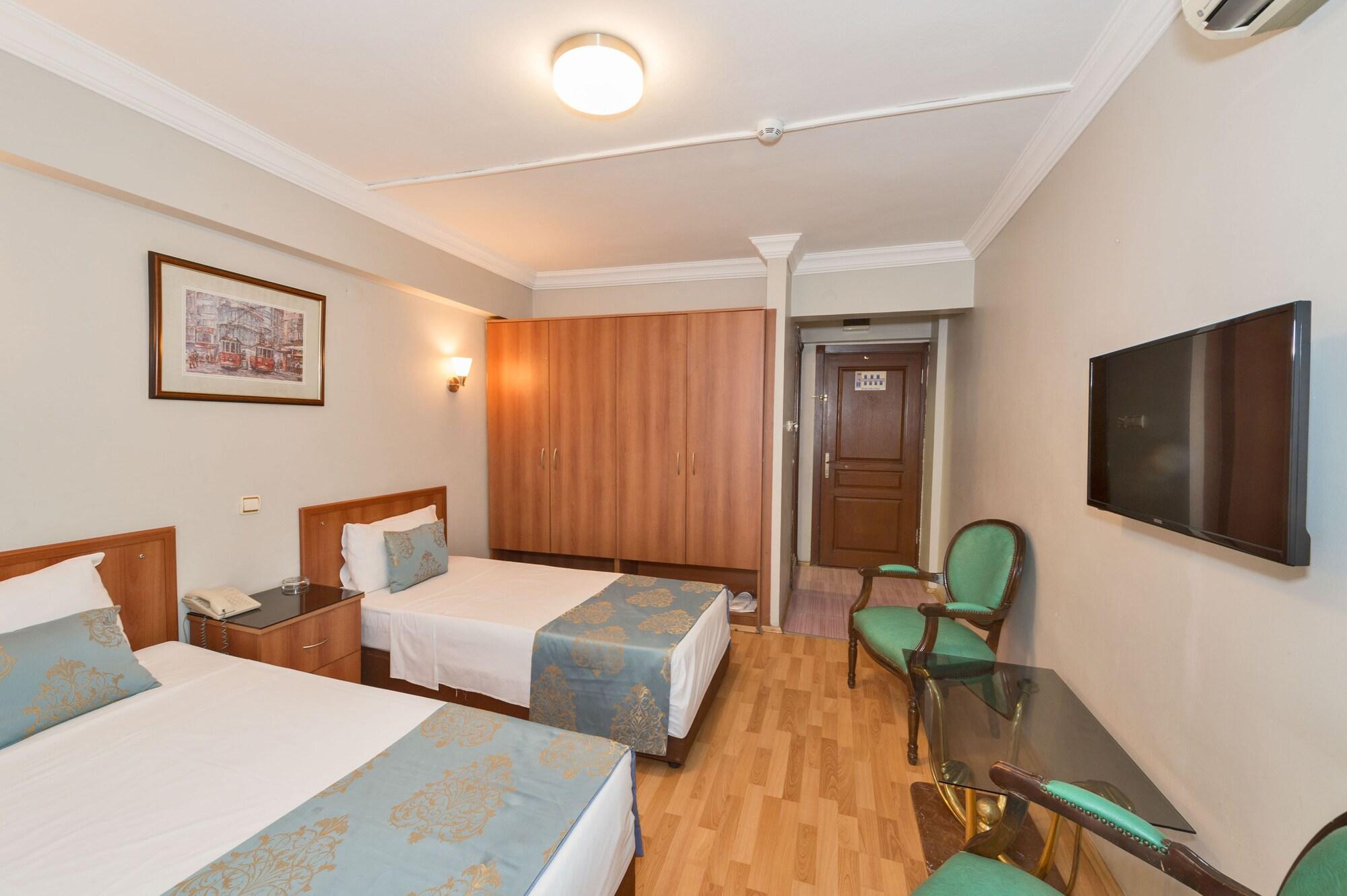 Beyaz Kugu Hotel Istanbul Exterior photo