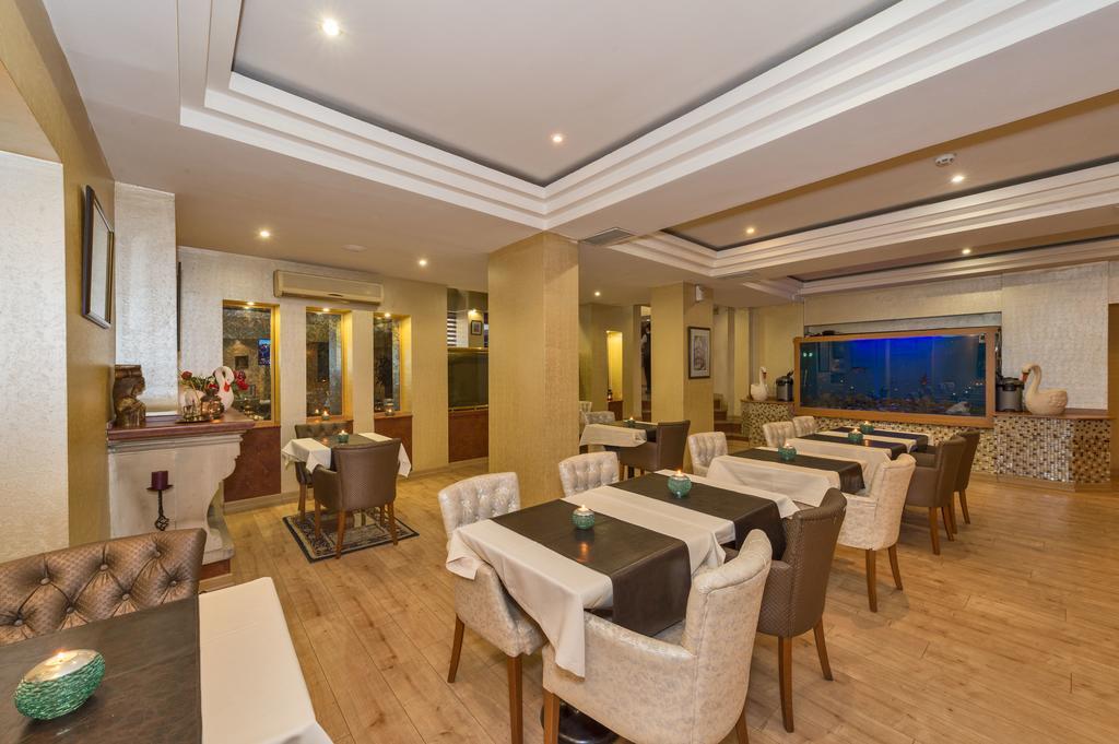 Beyaz Kugu Hotel Istanbul Exterior photo