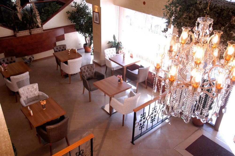 Beyaz Kugu Hotel Istanbul Exterior photo