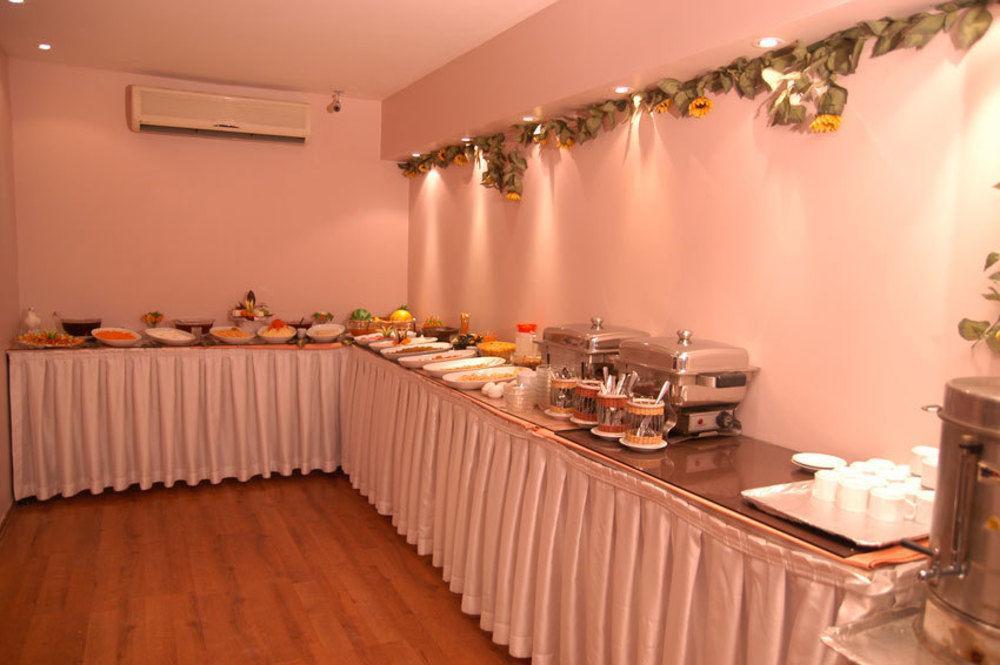 Beyaz Kugu Hotel Istanbul Exterior photo